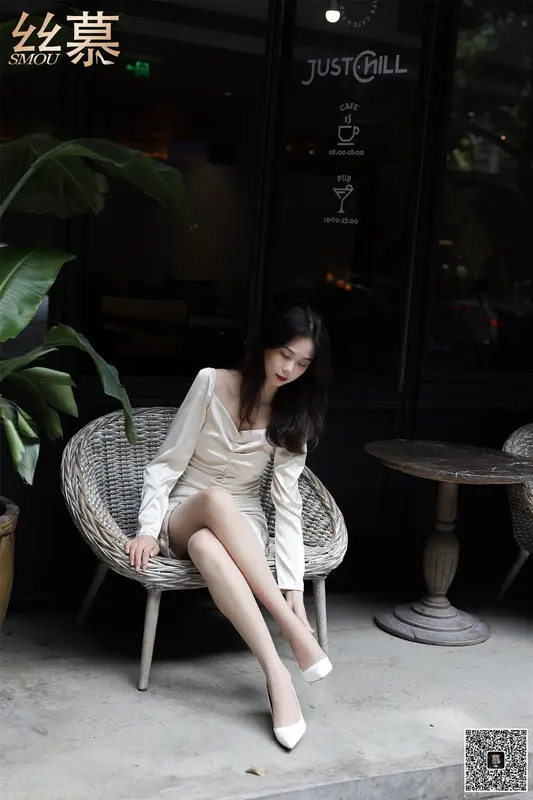 丝慕写真 - SM370 天天一元 芝芝《丝欲美人》 0